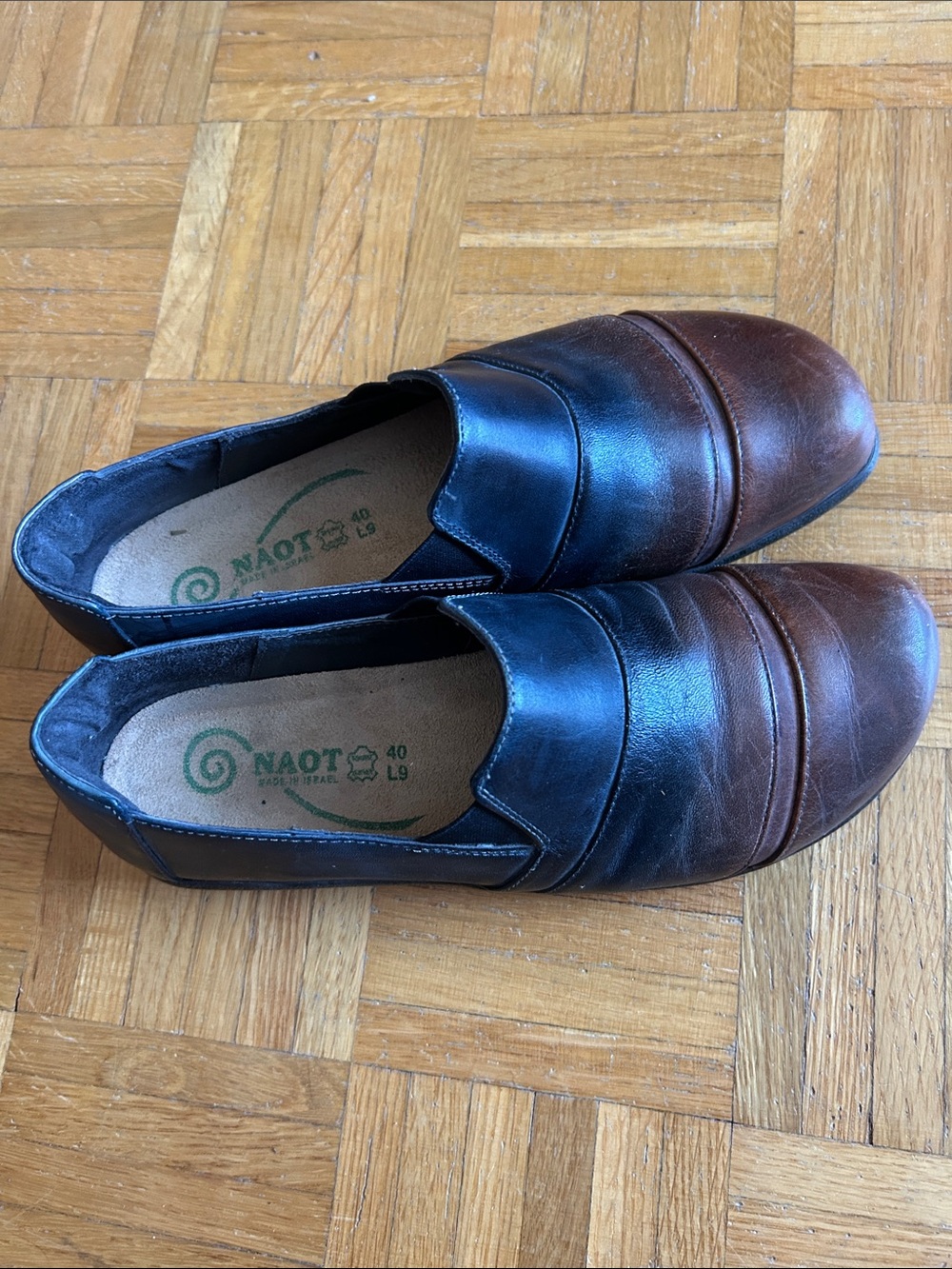 Women’s Two-Tone Black and Brown Leather Slip-On Shoes